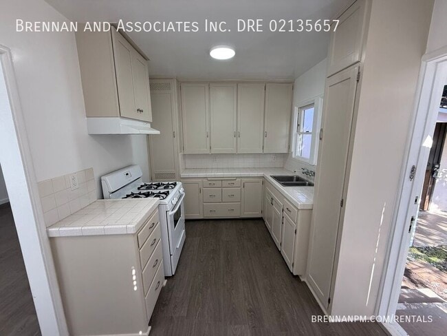 Photo - 257 Church Ave