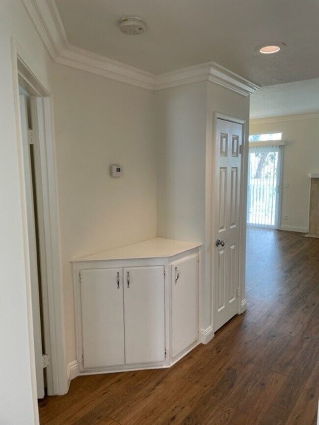 Photo - 72 Campton Pl