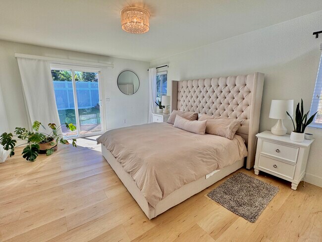 Photo - 3260 Geddes Dr