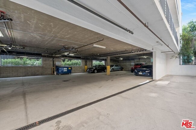 Photo - 1183 Crenshaw Blvd Unit 201