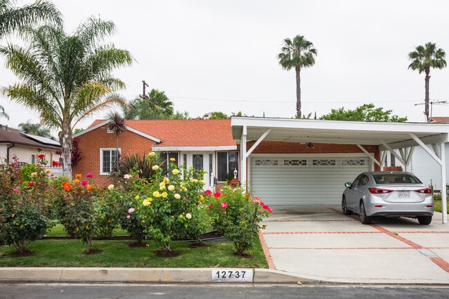 Photo - 12737 Hatteras Street