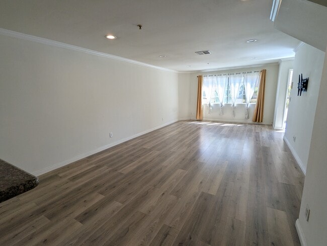 Photo - 361 Salem St Unit 2