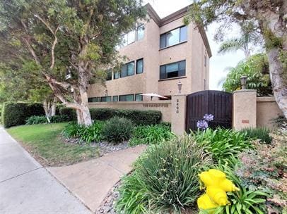 Photo - 2420 Torrey Pines Rd Condo Unit B204
