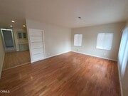 Photo - 405 S Verdugo Rd House