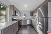 Photo - 1301 S Saltair Ave Unit 2