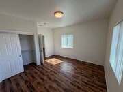 Photo - 1406 N Bradley Rd