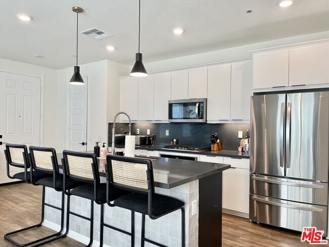 Photo - 27482 Boulderview Way