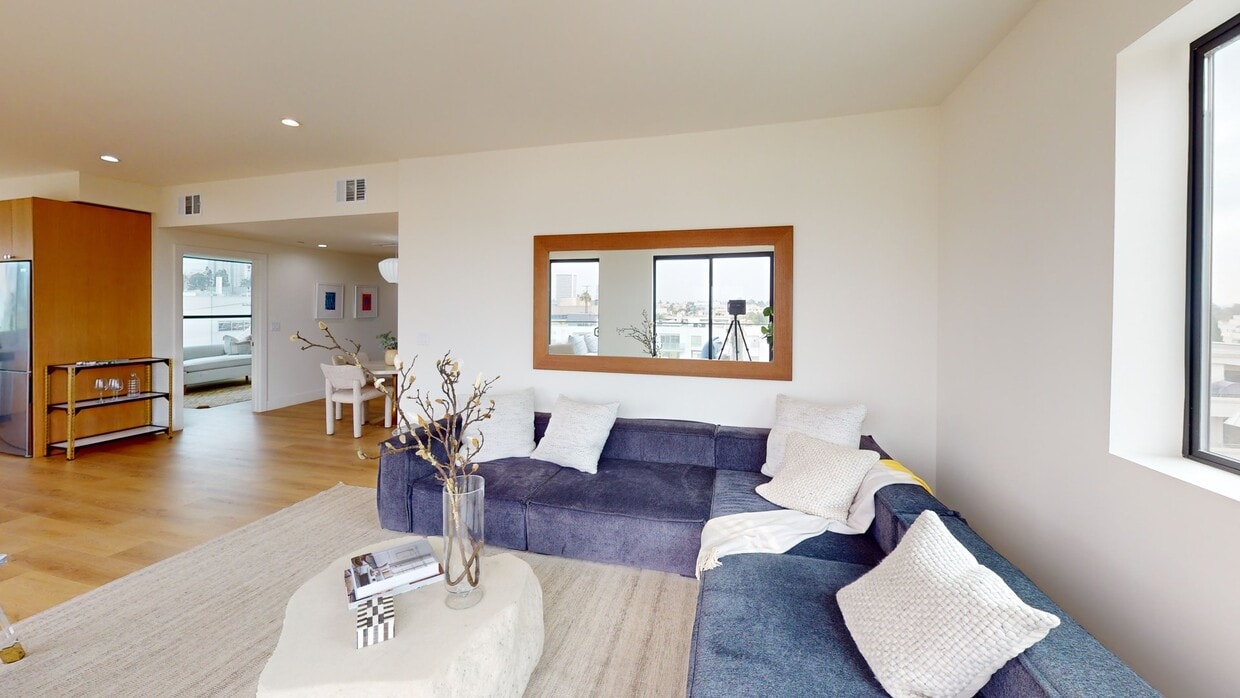3D Tour - 1822 Overland Ave Unit 602