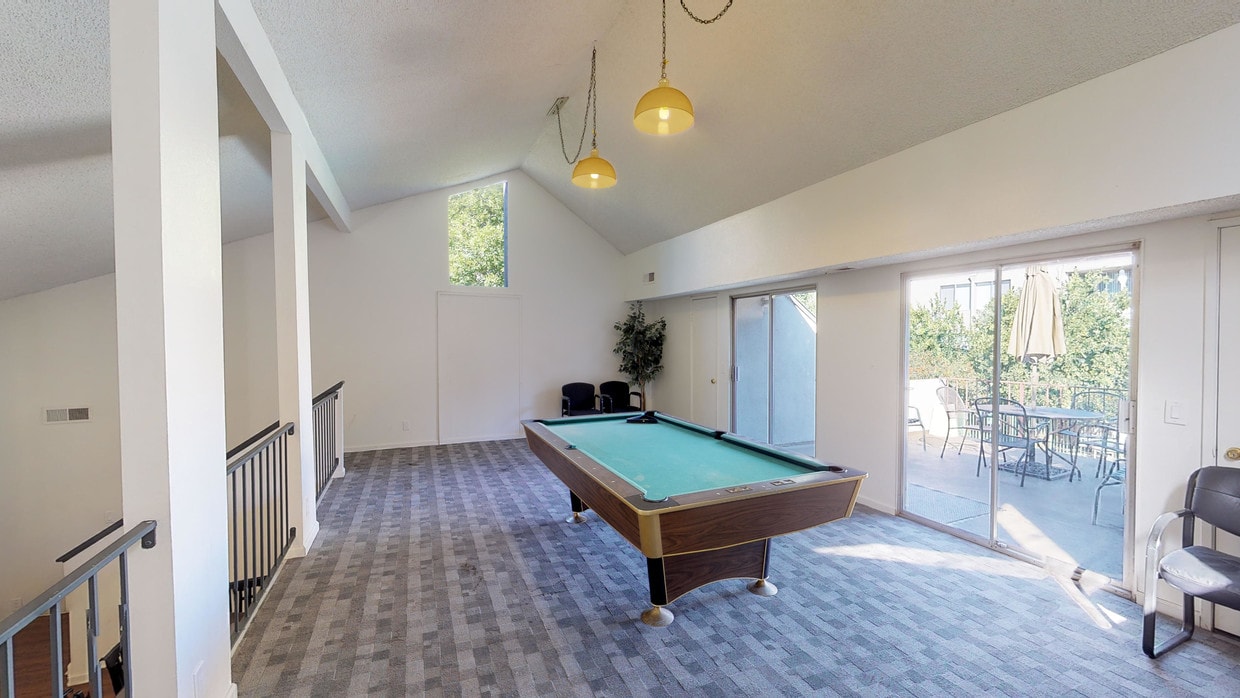 3D Tour - Woodland House Apartments