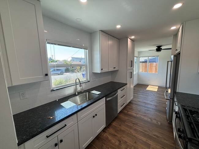 Photo - Spacious 3 bedroom 2 bath (Lease out, pend...