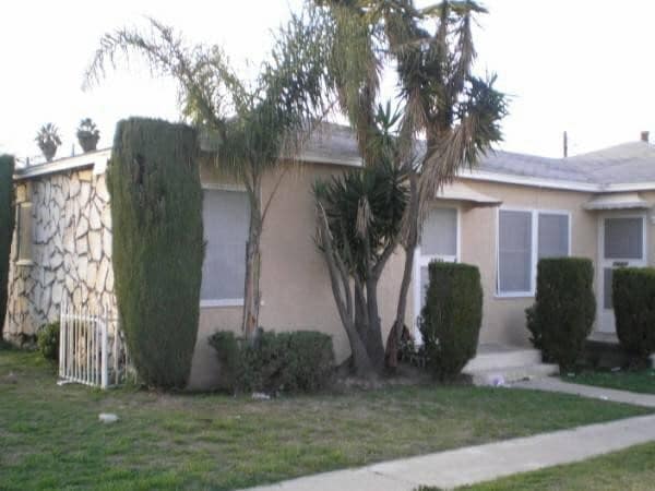 Photo - 1535 W 105th St Apartment Unit 1