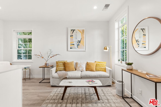 Photo - 436 N La Jolla Ave