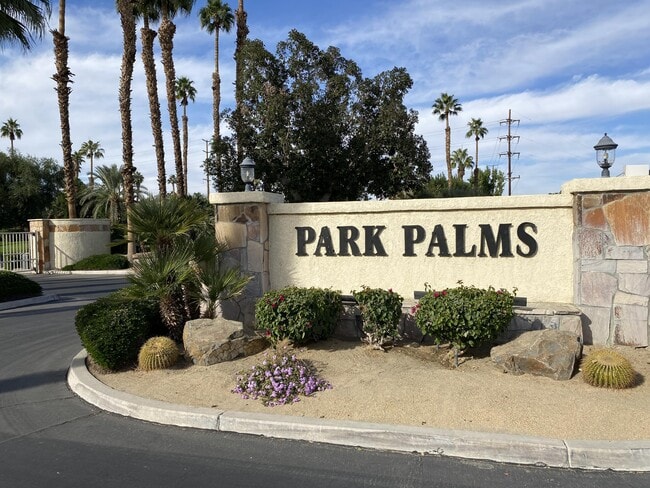 Photo - 130 Willow Lake Dr