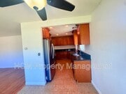 Photo - 922 W 25th St
