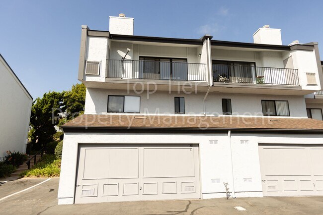 Photo - Beautiful 2 bed, 2.5 bath, 1373 sqft Townh...