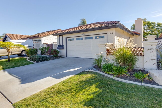 Photo - 243 Flame Tree Pl