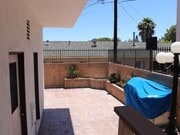 Photo - 985 W 9th St Unit 1