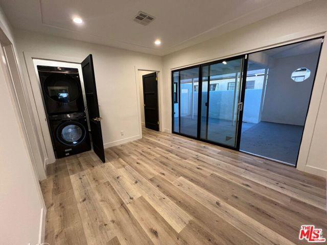 Building Photo - 1835 S Crescent Heights Blvd Rental