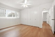 Photo - 1723 S Barrington Ave Unit 01
