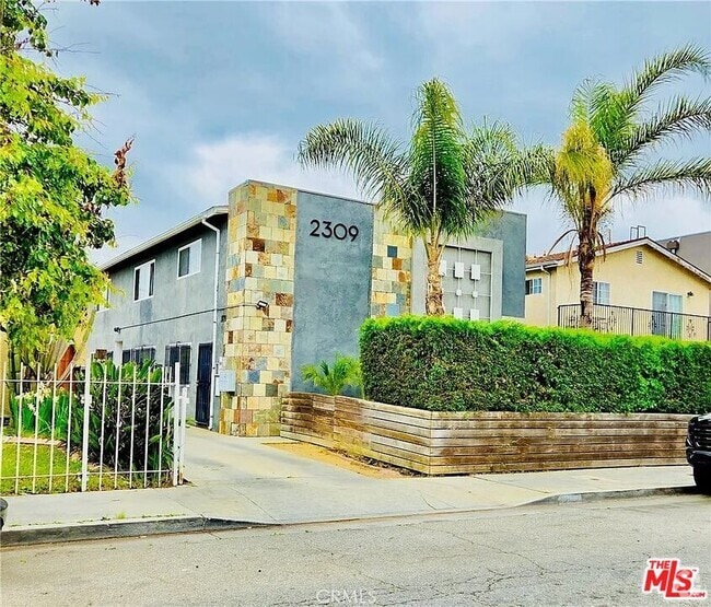 Building Photo - 2309 Hauser Blvd Unit 3 Rental