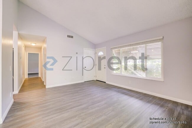 Photo - 1445 Cypress St