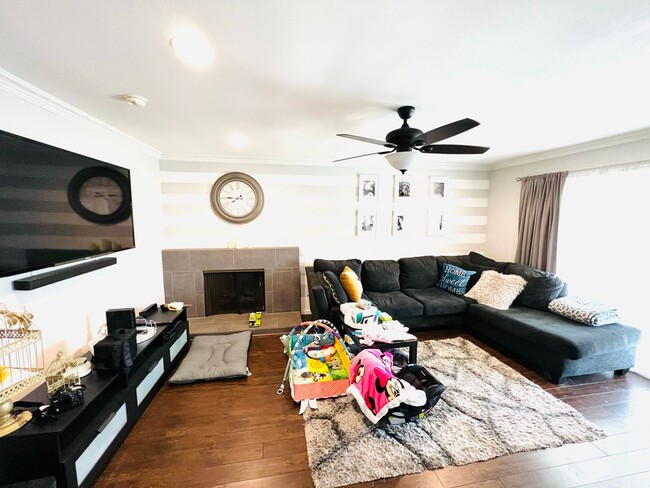 Simi Valley - 4 Bedroom 2.5 Bathroom - 10 ... - Simi Valley - 4 Bedroom 2.5 Bathroom - 10 ... House