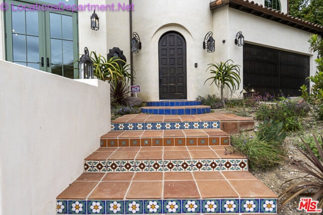 Photo - 5861 Ridgebrook Dr