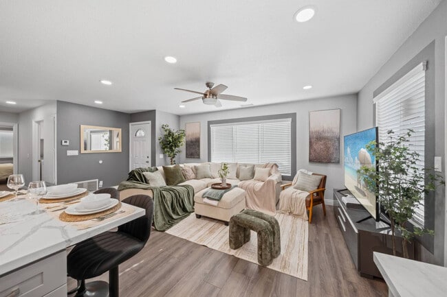 Photo - 10983 Parkdale Ave Unit ID1283139P