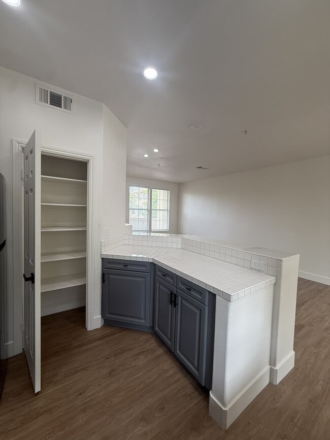 Photo - 488 W Summerfield Cir