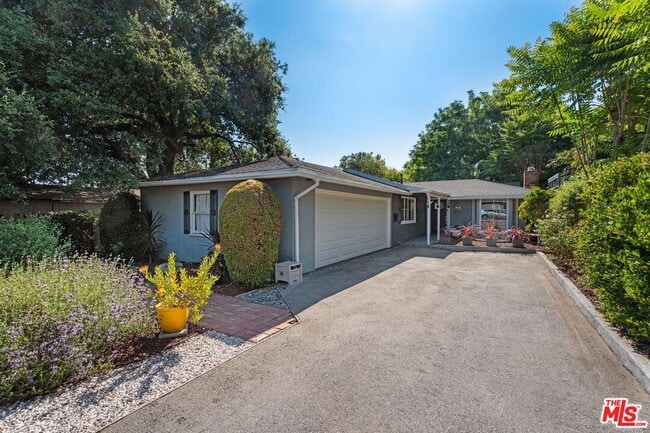 Photo - 2795 Casitas Ave House