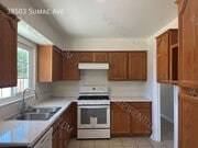 Photo - 38503 Sumac Ave House