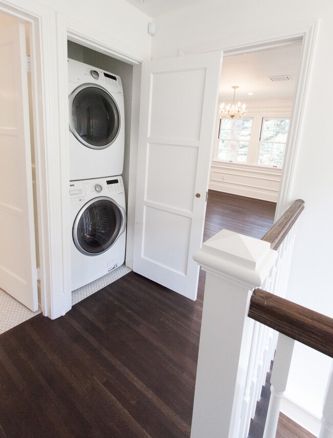 Photo - 3915 Benedict Canyon Dr