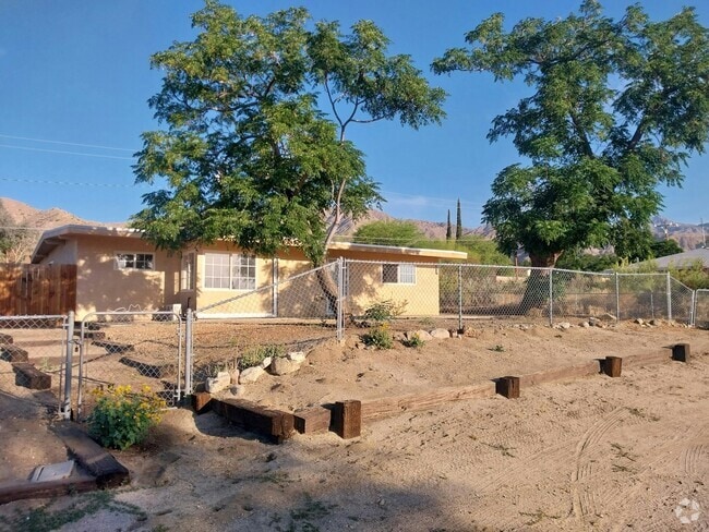 Building Photo - 11010 Knobb Ave Rental