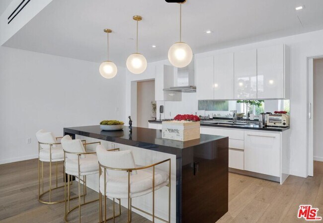 Photo - 9000 W 3rd St Unit 106