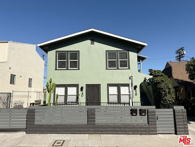Building Photo - 338 S Benton Way Rental