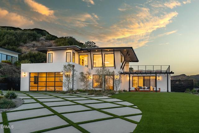 Building Photo - 708 Skyview Terrace