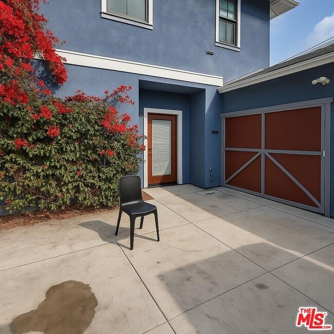 Photo - 1334 W 22nd St Condo Unit 1