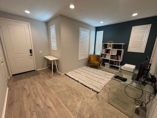 Photo - Spacious 3-Bedroom Home with Community Ame...