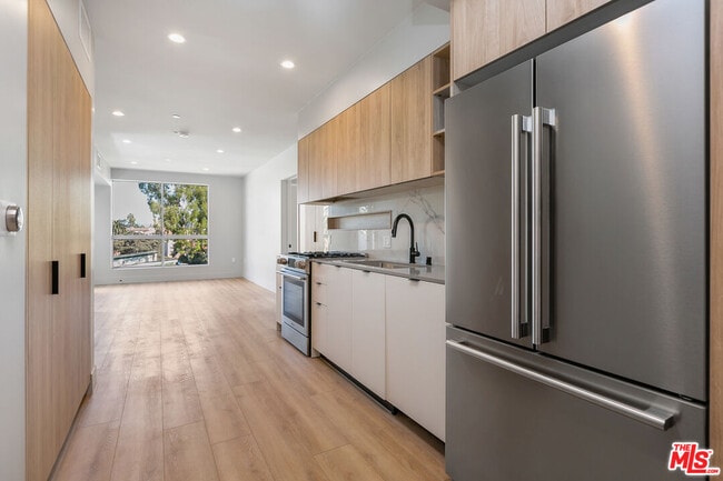 Photo - 12431 Rochester Ave Unit 311