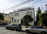 Photo - 117 Strand St