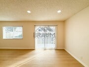 Photo - 14801 Delano St Unit 9