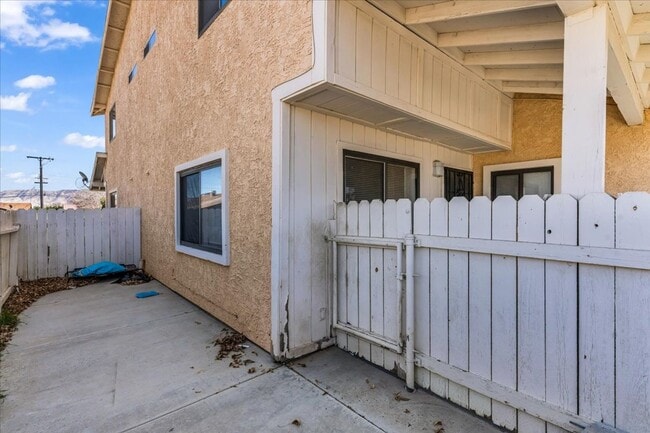 Photo - Spacious 2-Bedroom Townhome in Hesperia, CA! Unit 3