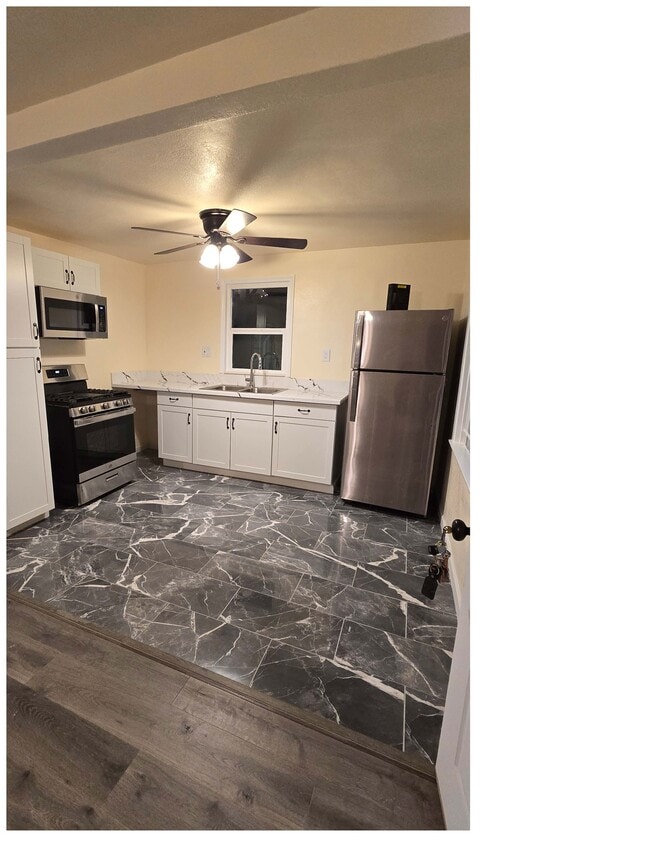 Building Photo - 10217 Yorba St Unit 1