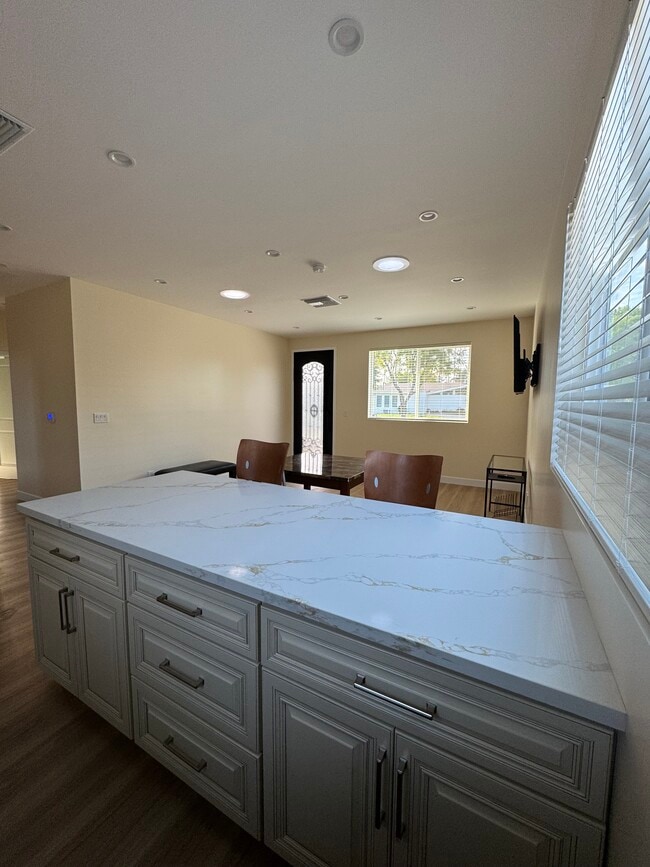 Photo - 19801 Gilmore St Unit 19803