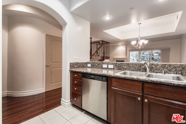 Photo - 15206 Burbank Blvd Unit 110