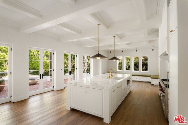 Photo - 624 N Arden Dr
