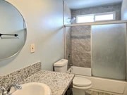 Photo - 713 W 58th St