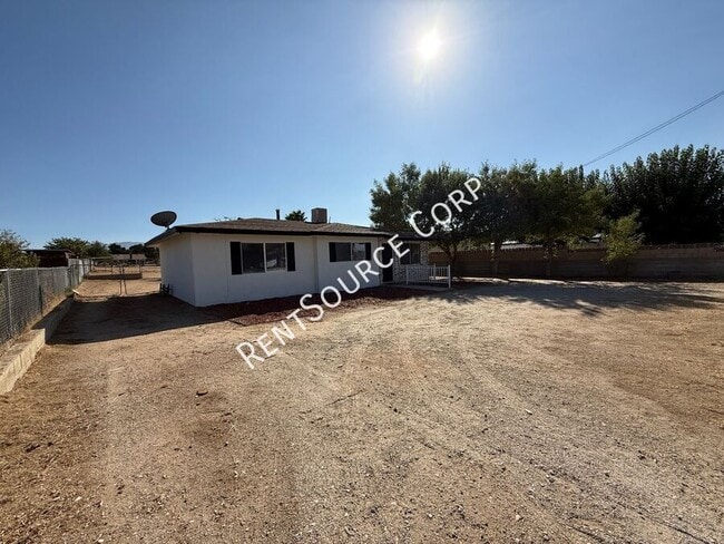 Photo - 4318 Ave L 2