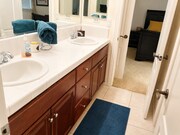 Photo - 135 Bellini Way