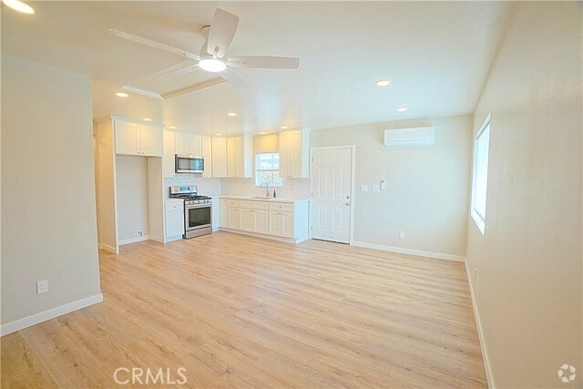 Building Photo - 2531 Tampa St Rental